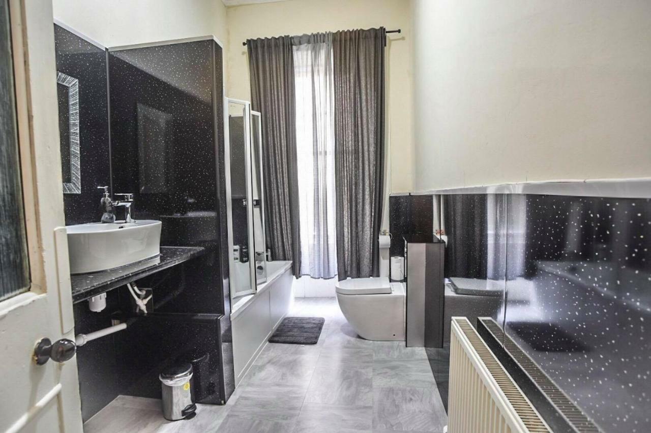 Edinburgh Ground Floor City Centre Flat Close To Princess Street Экстерьер фото
