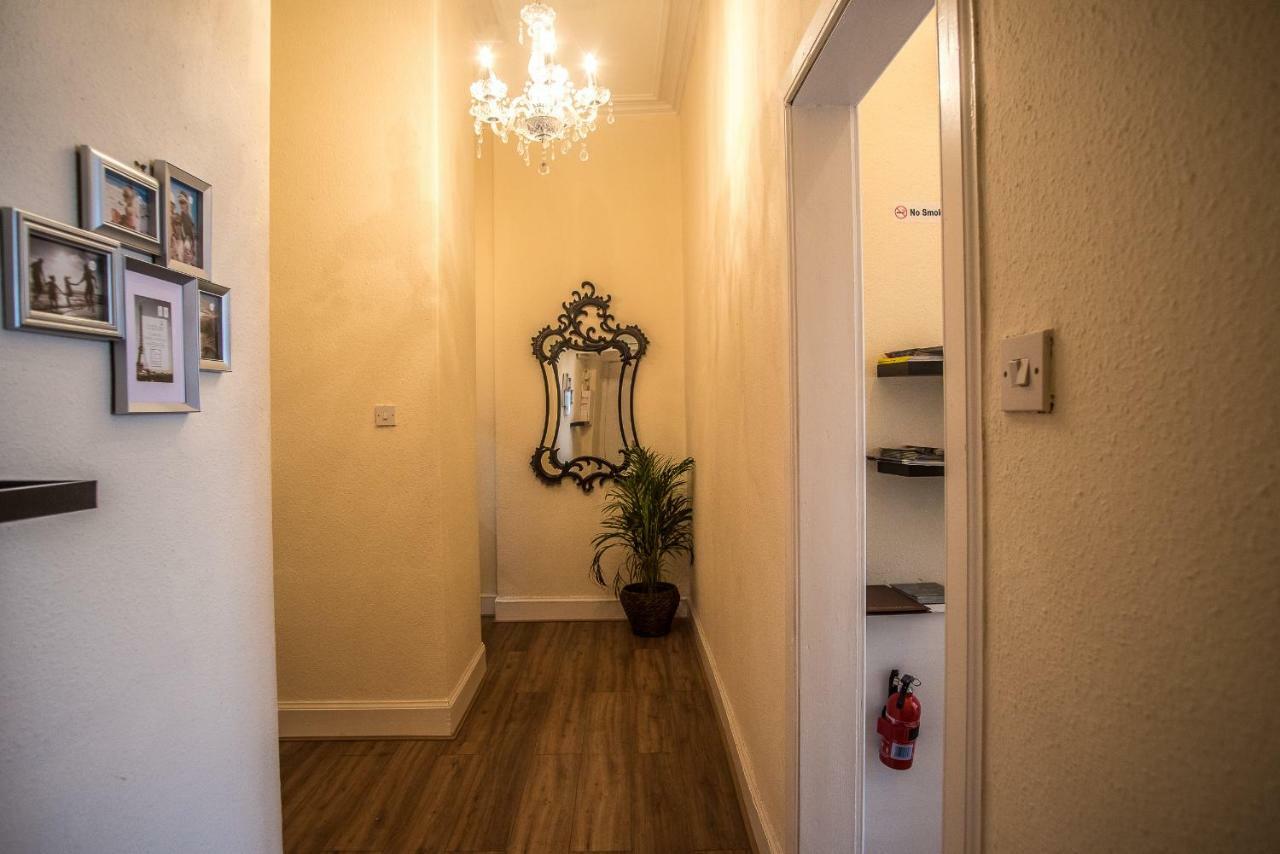 Edinburgh Ground Floor City Centre Flat Close To Princess Street Экстерьер фото