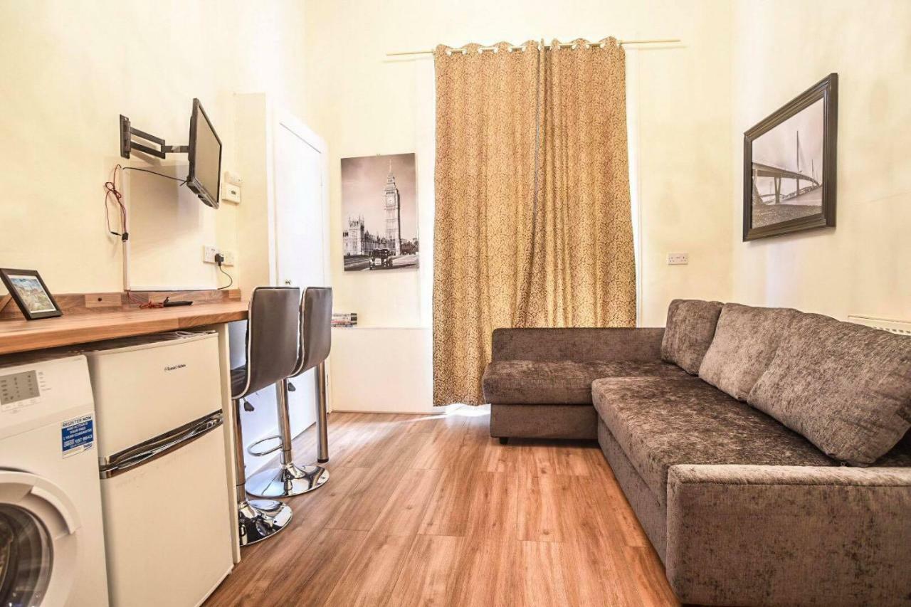 Edinburgh Ground Floor City Centre Flat Close To Princess Street Экстерьер фото